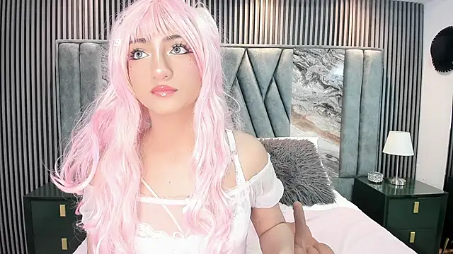 Snapshot of Maddy_XOXO_HOT chatting on 10.25.25 Maddy XOXO HOT online show from 10.25.25