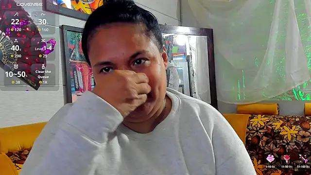 Girl luna  online show from 10.11.25