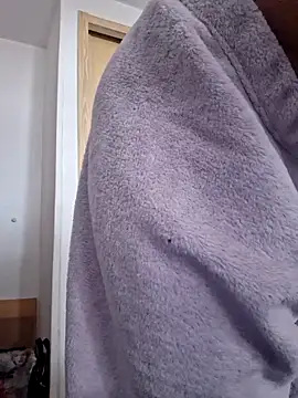 Lauraxxsteen online show from 11.06.25