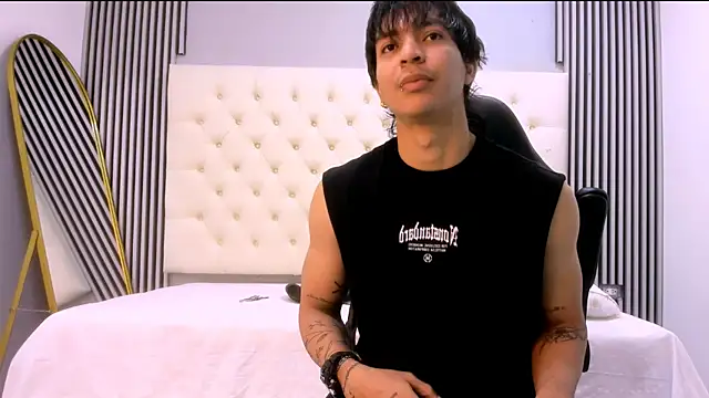 toji luxxer online show from 12.05.25