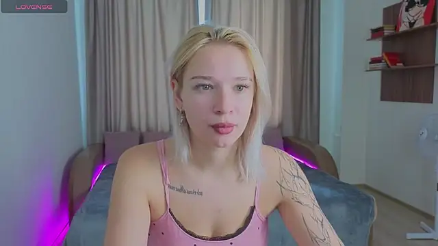 MistyMayers online show from 09.30.25
