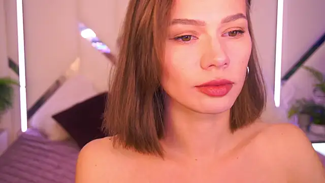 ShyySiren online show from 12.02.25