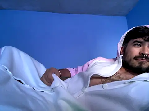 Leon  Dark online show from 10.21.25