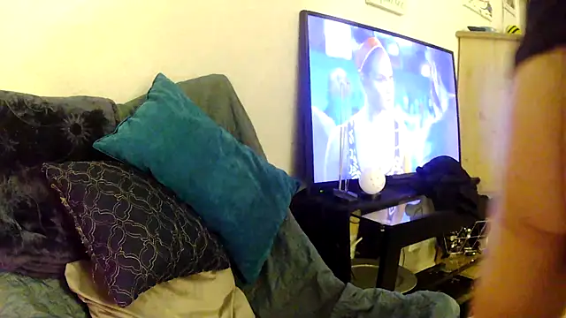 Ariasweetaspie online show from 11.21.25