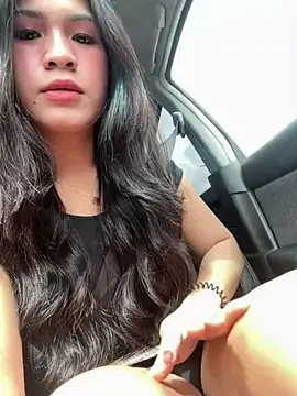 ZoeyJohnson online show from 10.18.25