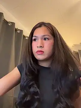 ZoeyJohnson online show from 10.27.25