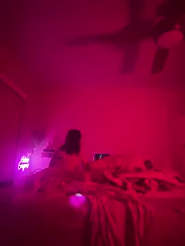 Texxaspearl online show from 02.14.26