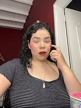 krisstenSantos online show from 10.20.25