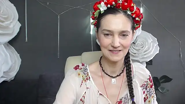 TayaFinch online show from 07.10.26