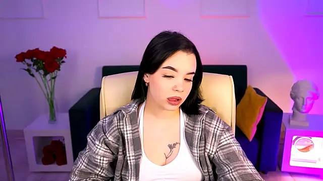 leslierowe  online show from 09.19.25