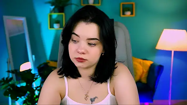 leslierowe  online show from 11.18.25