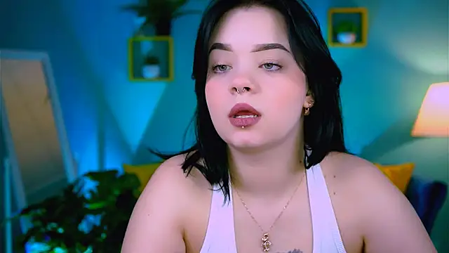 leslierowe  online show from 12.03.25