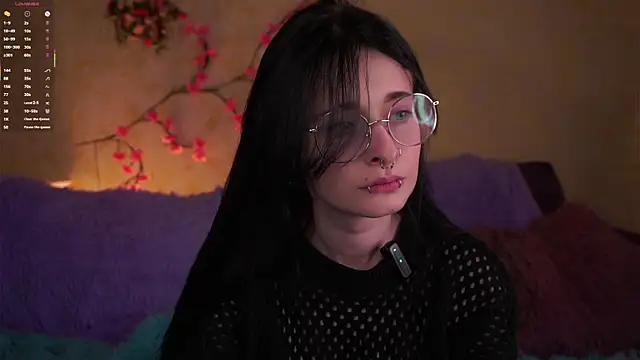 DarcyAspacio online show from 04.23.26