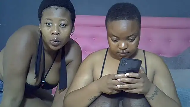 Snapshot of BoobySweet29 chatting on 11.20.25 BoobySweet29 online show from 11.20.25