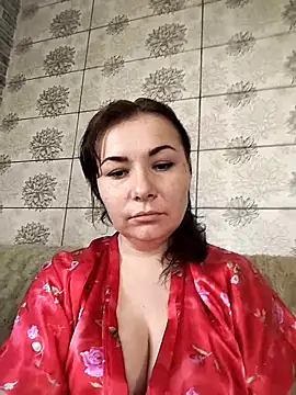 Mia24Blove online show from 10.15.25