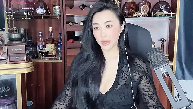 Snapshot of A-Lin-666 chatting on 09.20.25 A-Lin-666 online show from 09.20.25