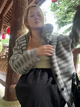 yuki june online show from 11.10.25