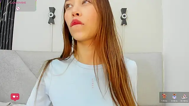 Snapshot of Naomi_Rousse chatting on 12.03.25 Naomi Rousse online show from 12.03.25