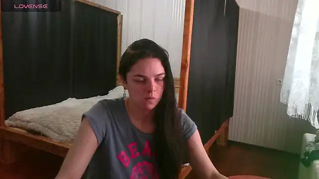 Snapshot of EthelsLover chatting on 01.09.26 EthelsLover online show from 01.09.26