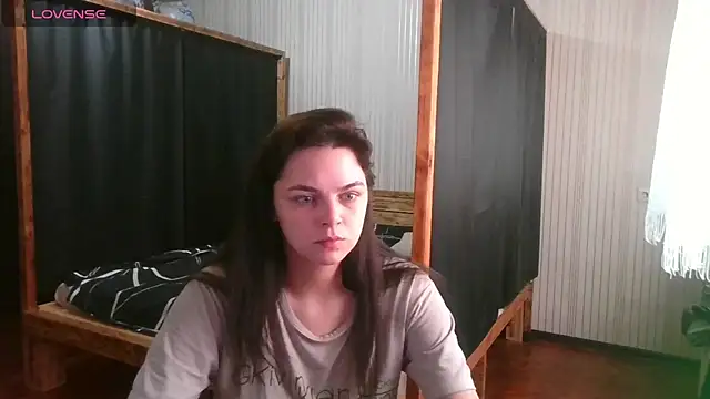 Snapshot of EthelsLover chatting on 01.12.26 EthelsLover online show from 01.12.26