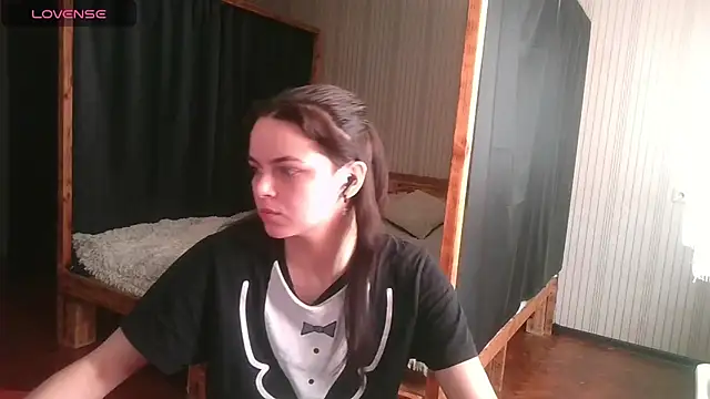 Snapshot of EthelsLover chatting on 01.19.26 EthelsLover online show from 01.19.26