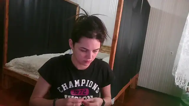 Snapshot of EthelsLover chatting on 02.13.26 EthelsLover online show from 02.13.26