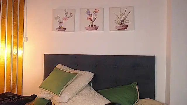 Andrea secret  online show from 02.23.26