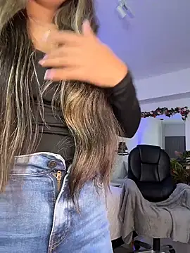 EMILIIA RICHTER   online show from 03.06.26