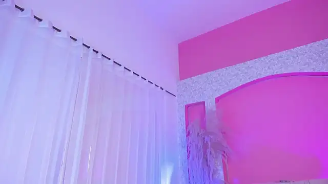 Peytonn Monroe online show from 03.17.26