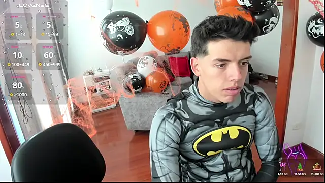 mattebret11 online show from 10.31.25