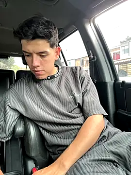 mattebret11 online show from 11.05.25