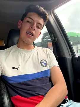 mattebret11 online show from 11.12.25