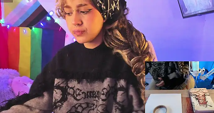 NekoWaifu online show from 11.28.25