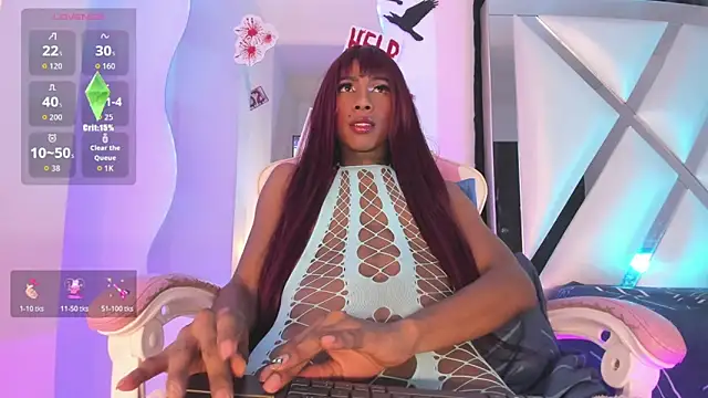 Snapshot of Mara_royal chatting on 11.12.25 Mara royal online show from 11.12.25