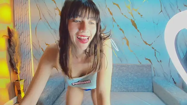 Isabella Blondetf online show from 10.30.25