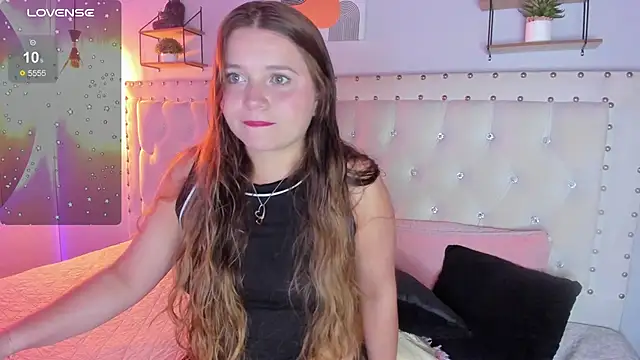 sophiee09  online show from 01.14.26