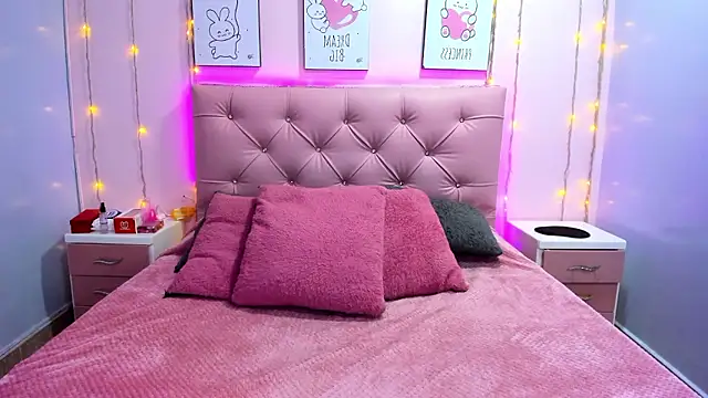 Issaa Tyler online show from 01.13.26