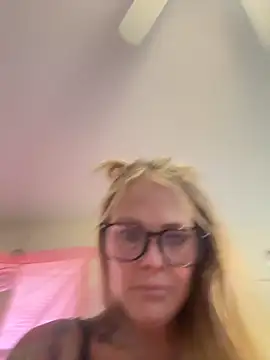 tattoobarbiexox online show from 10.02.25