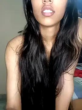 Snapshot of reetika6375 chatting on 09.22.25 reetika6375 online show from 09.22.25