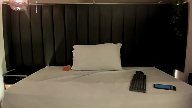 Snapshot of Cristina_joy chatting on 01.16.26 Cristina joy online show from 01.16.26