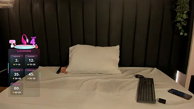 Snapshot of Cristina_joy chatting on 01.17.26 Cristina joy online show from 01.17.26