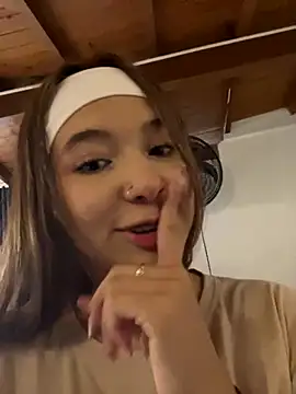 VictoriaSpark online show from 10.06.25