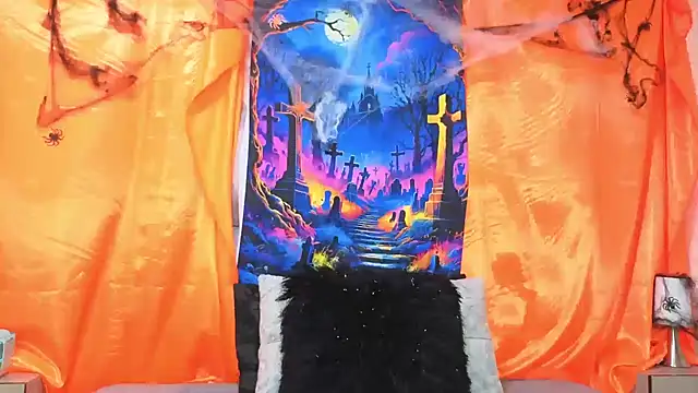 sofiagutierrez   online show from 10.07.25