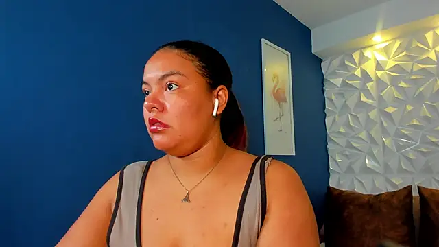 freya cole  online show from 10.02.25