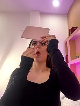 SofiaFontaiine online show from 10.25.25