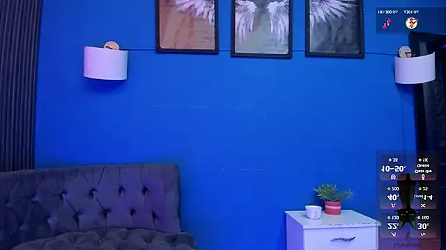 Snapshot of Angel-dragun chatting on 10.27.25 Angel-dragun online show from 10.27.25