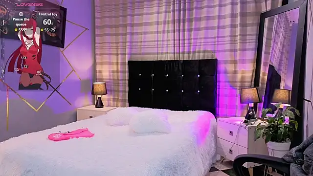 Snapshot of Angel-dragun chatting on 11.08.25 Angel-dragun online show from 11.08.25