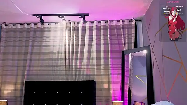 Snapshot of Angel-dragun chatting on 11.11.25 Angel-dragun online show from 11.11.25