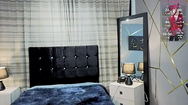 Snapshot of Angel-dragun chatting on 11.29.25 Angel-dragun online show from 11.29.25