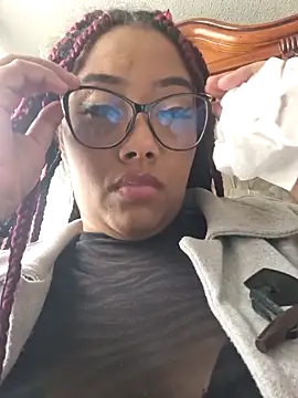 Ebony-Goddess19 online show from 10.26.25